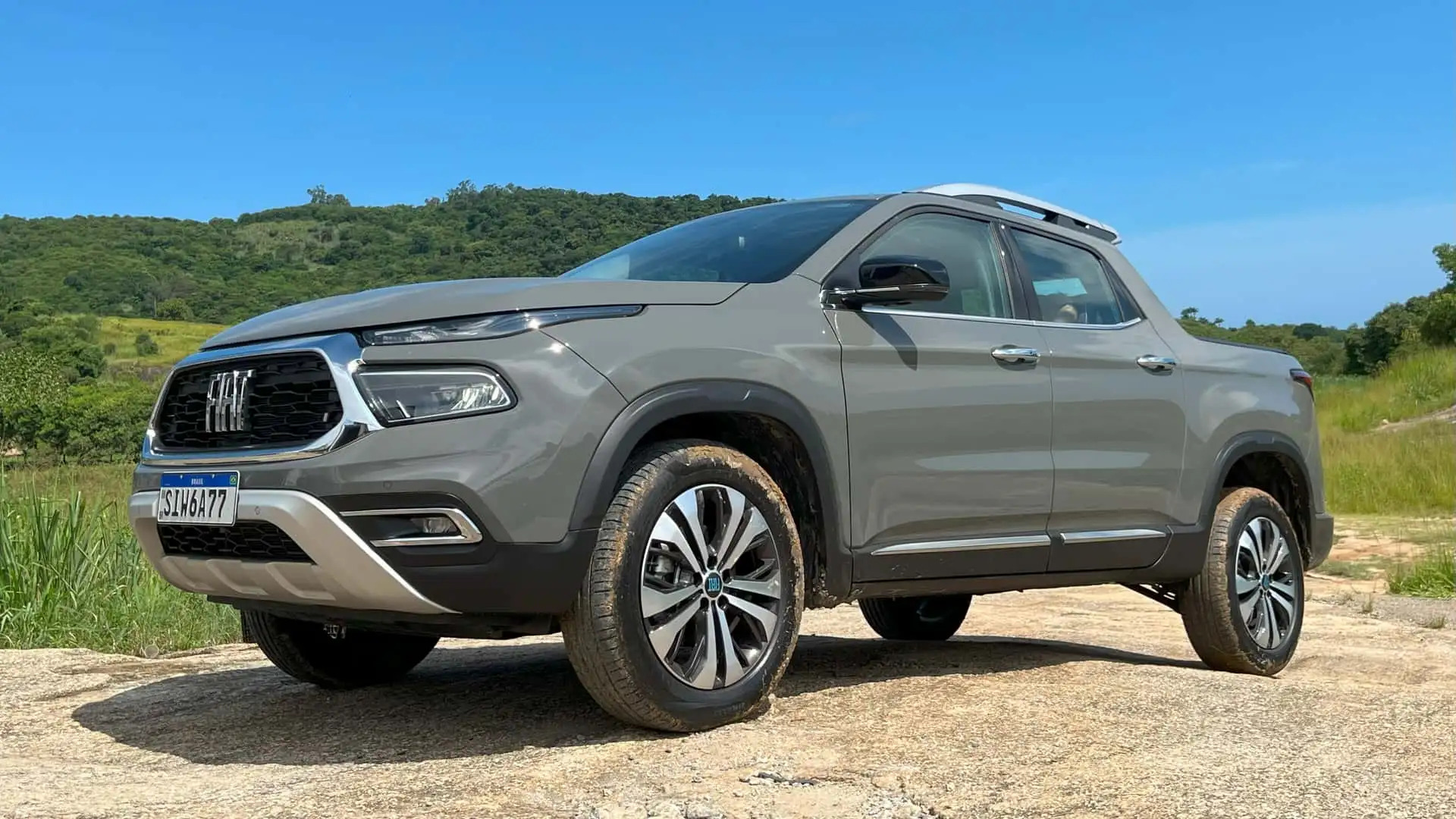 Fiat Toro em manutenção